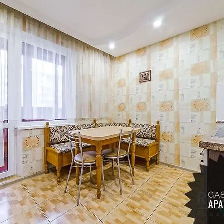 3 Near Metro Vostok And Dana Mall Gaspadar
